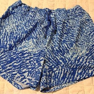 Southern Tide Women's XL Blue White Print  Elastic Waist Drawstring Shorts